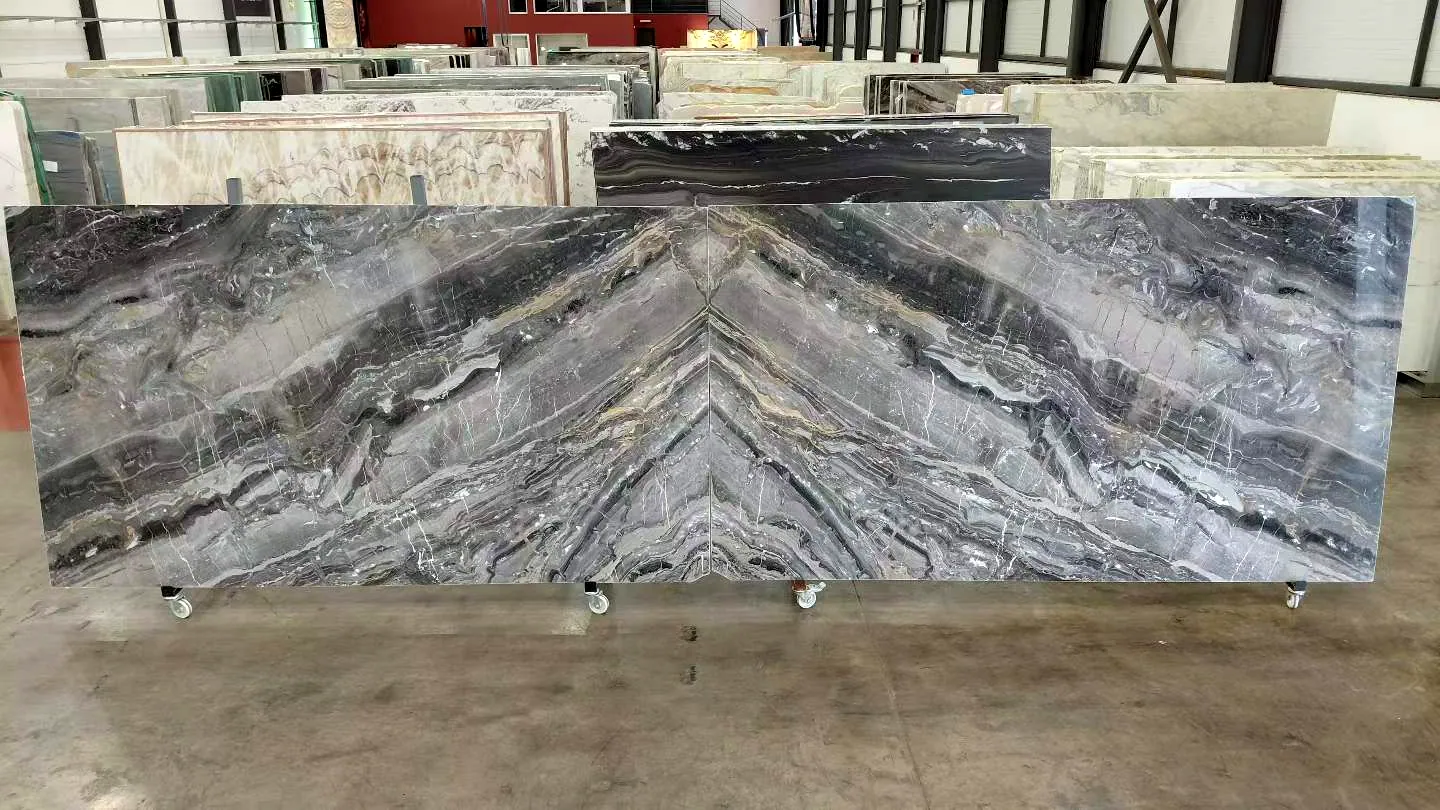 Mármol Orobico Gris: tabla real en nuestro almacén