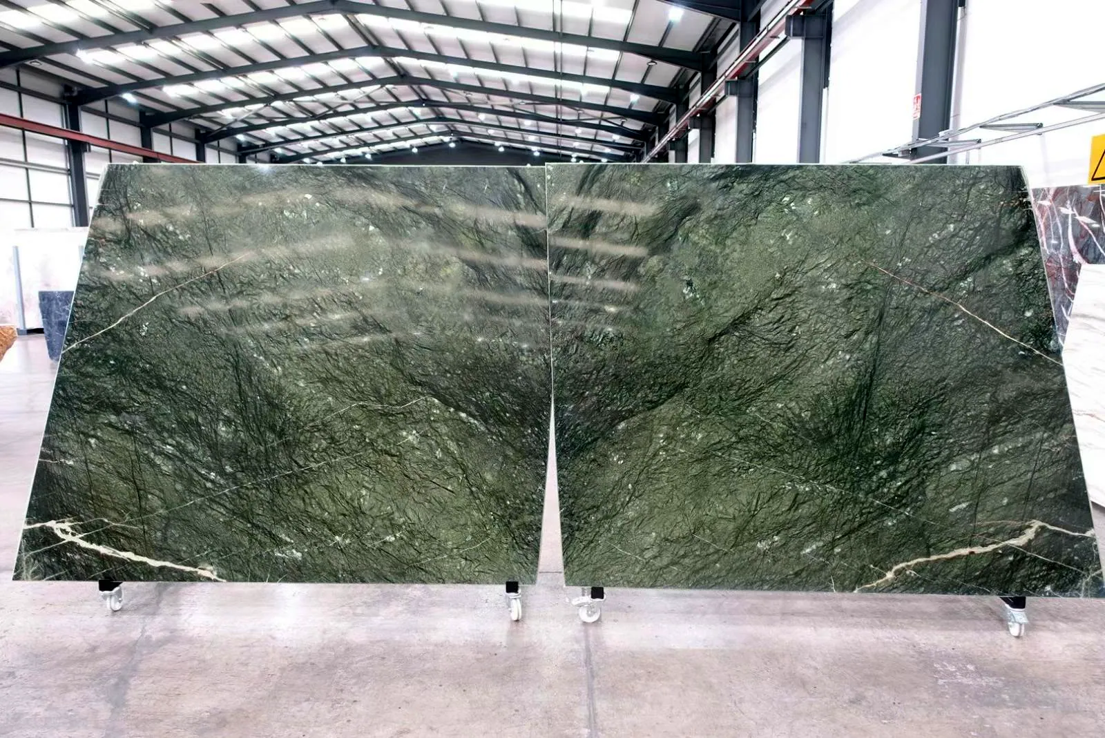 Verde Ming: tabla real en nuestro almacén